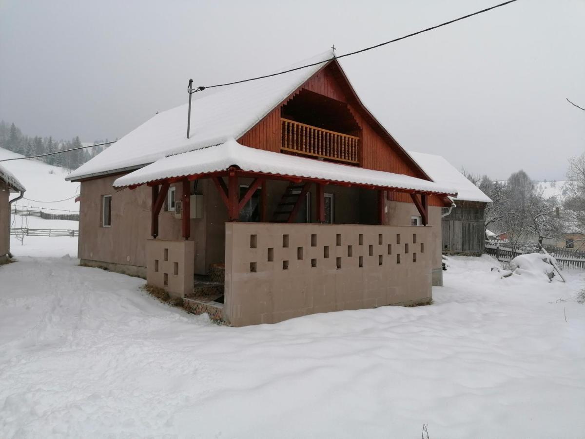 Apartmán Ugralet Lunca de Sus Exteriér fotografie
